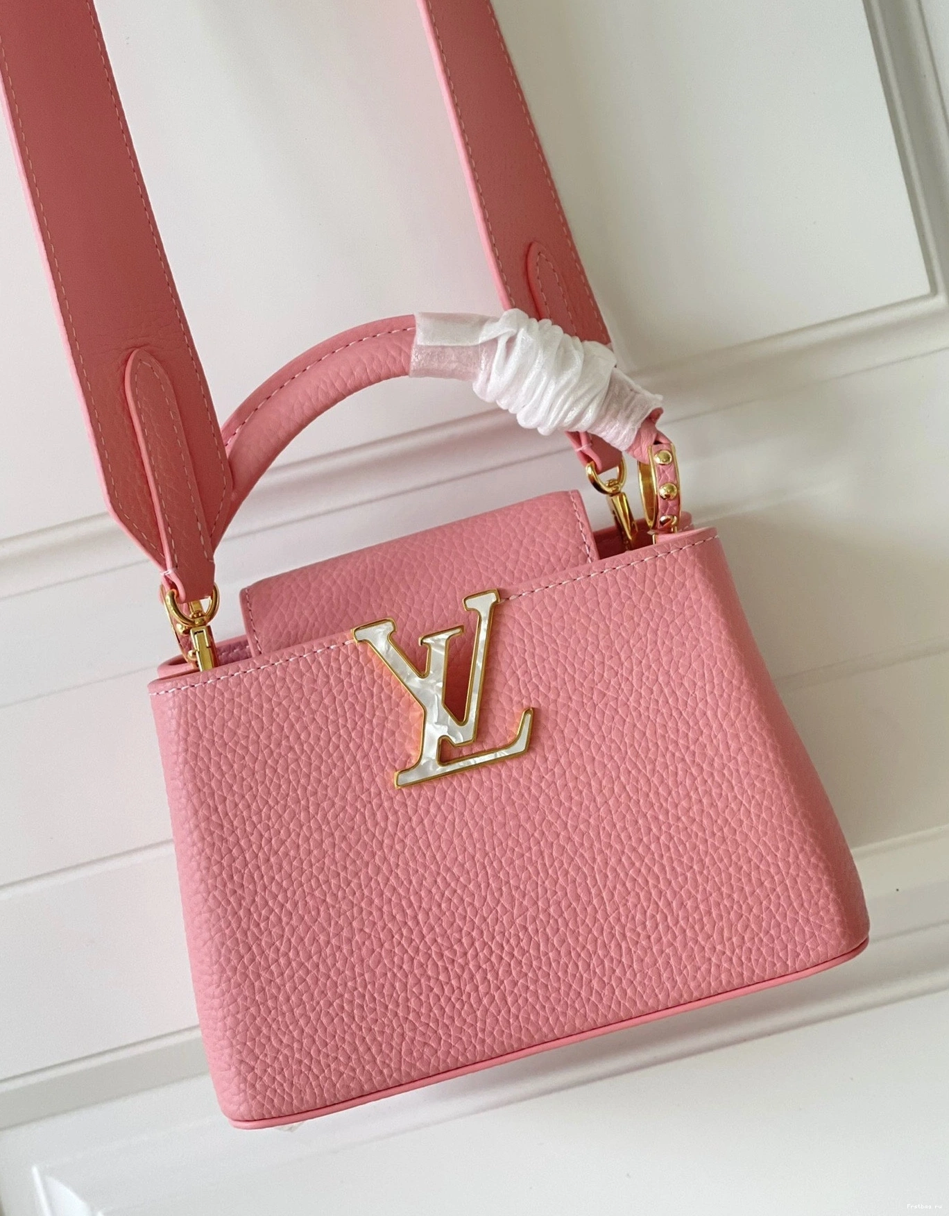 Frstbag ru VUITTON LOUIS MINI CAPUCINES 0813